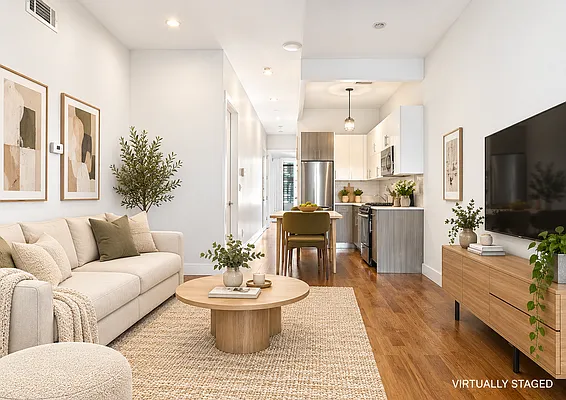 Living room, photo 3