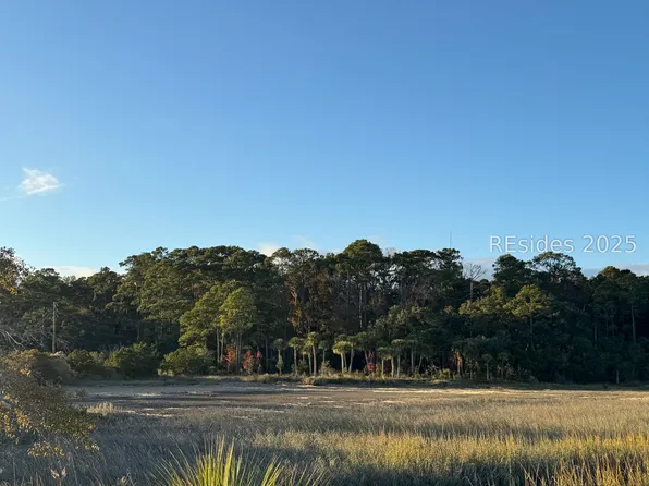 21 Pine Island Rd, Bluffton, SC 29910