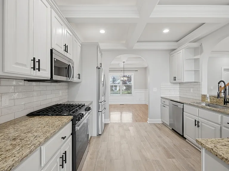 4046 Brock Rd — Photo 38