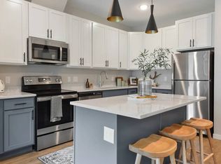 6635 Lodge View Rd #6541-201, Rochester, MN 55901