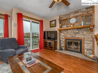 301 Pinnacle Inn Rd #1214, Banner Elk, NC 28604