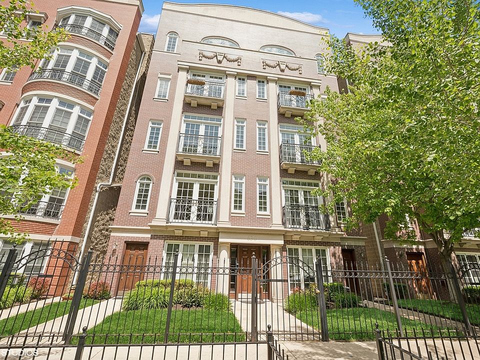 1st image of 630 W Wrightwood Ave APT 2W