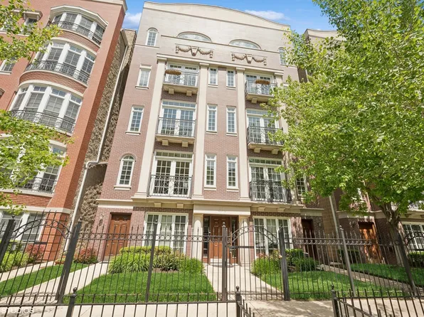 630 W Wrightwood Ave APT 2W, Chicago, IL 60614