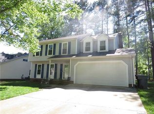 9621 Mersham Ct, Charlotte, NC 28269