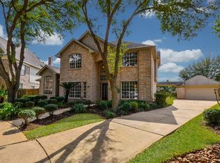 822 Blakely Bend Dr, Sugar Land, TX 77479