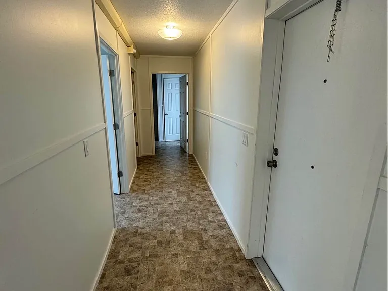146 Dolphin Hbr N — Photo 6