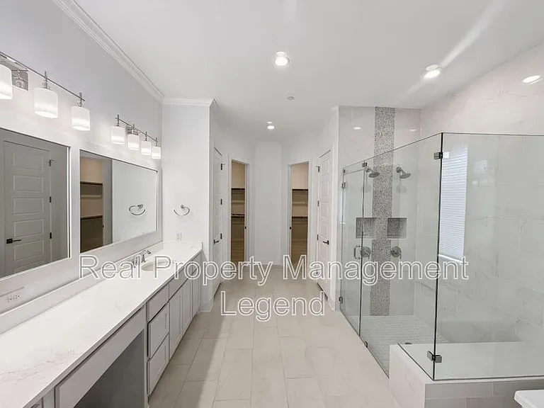 809 Jamestown Ln — Photo 34