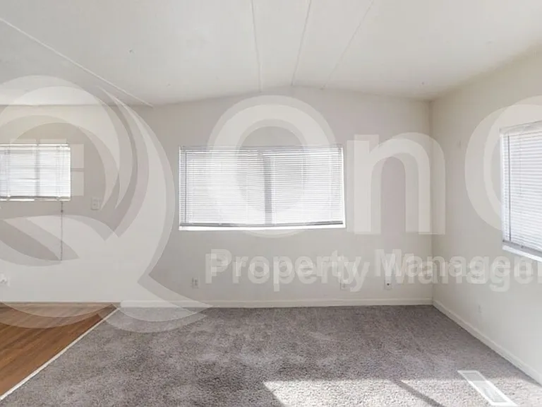 229 N Palm St #2 — Photo 4