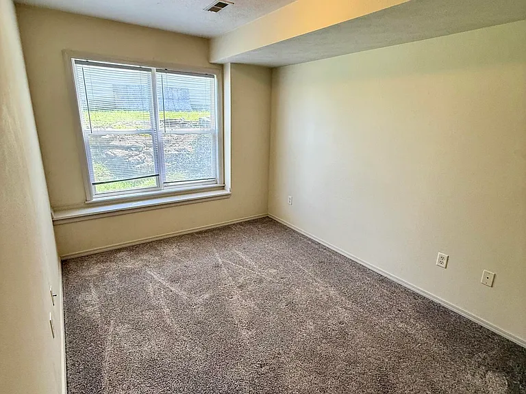 210 Forest Ln — Photo 7