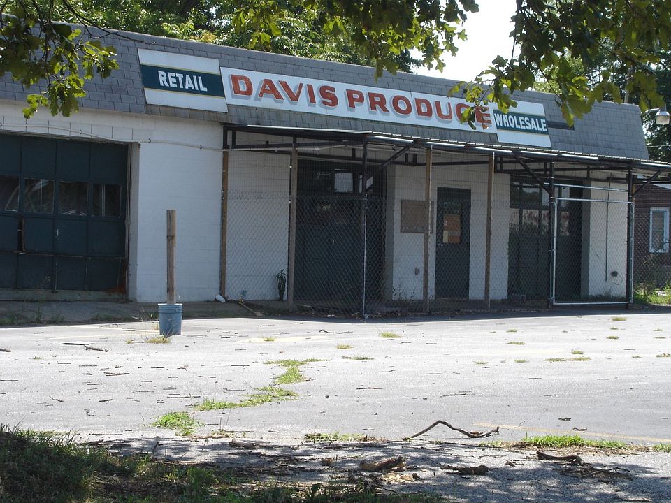 Front of property faces Hwy. 28bypass