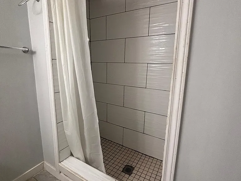 498B Grey St — Photo 18