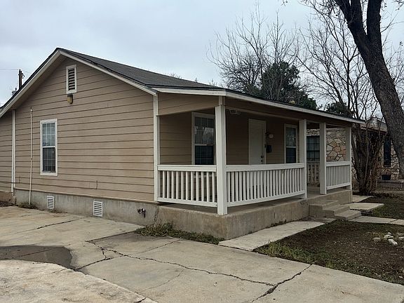 2nd image of 727 Jennings Ave