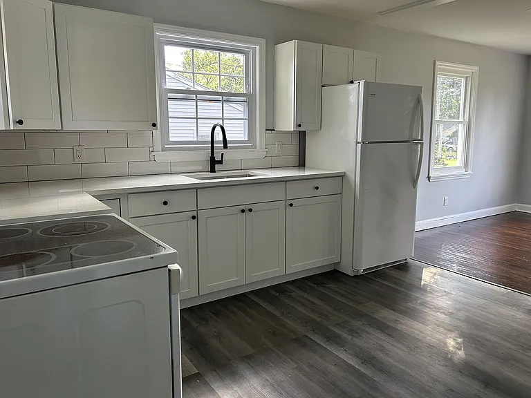 152 Cottage Rd — Photo 10