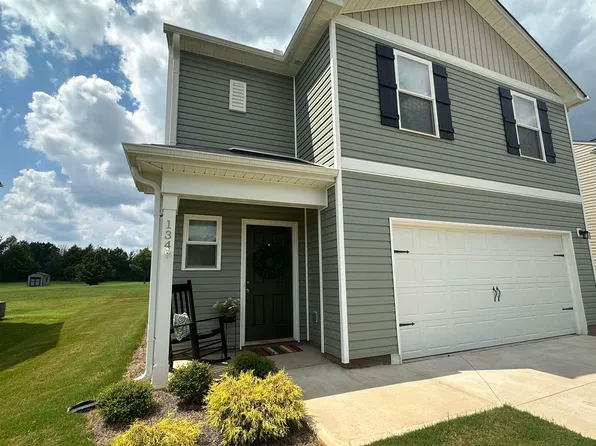 134 Field Crest Ln, Gaffney, SC 29341