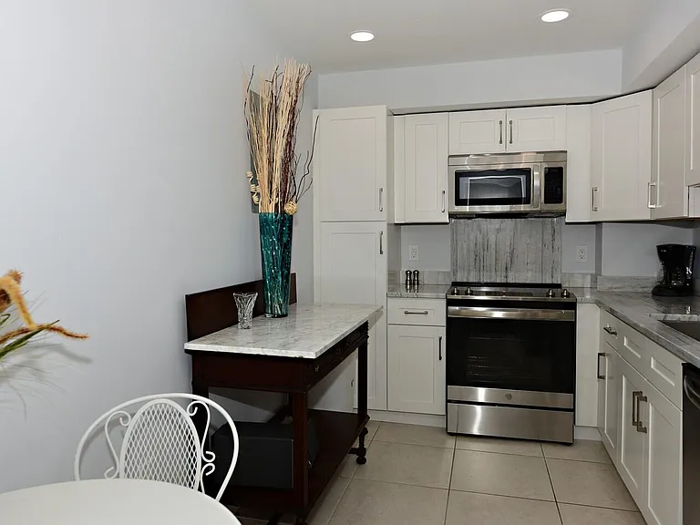 3450 S Ocean Blvd #406 — Photo 9