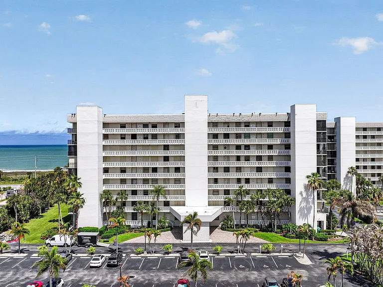 5061 N Highway A1A #705 — Photo 33