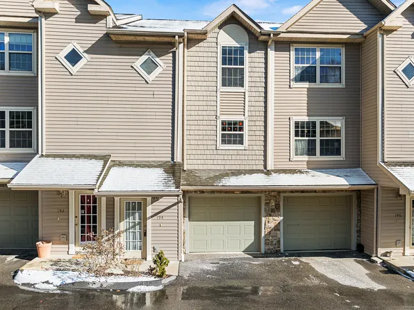 19 Hawthorne Drive #194, New London, CT 06320