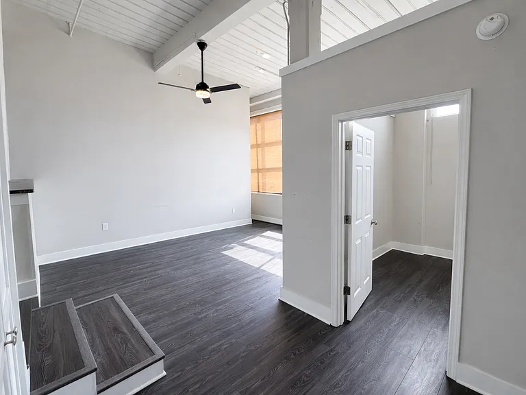 161 Mangum St SW #204 — Photo 3
