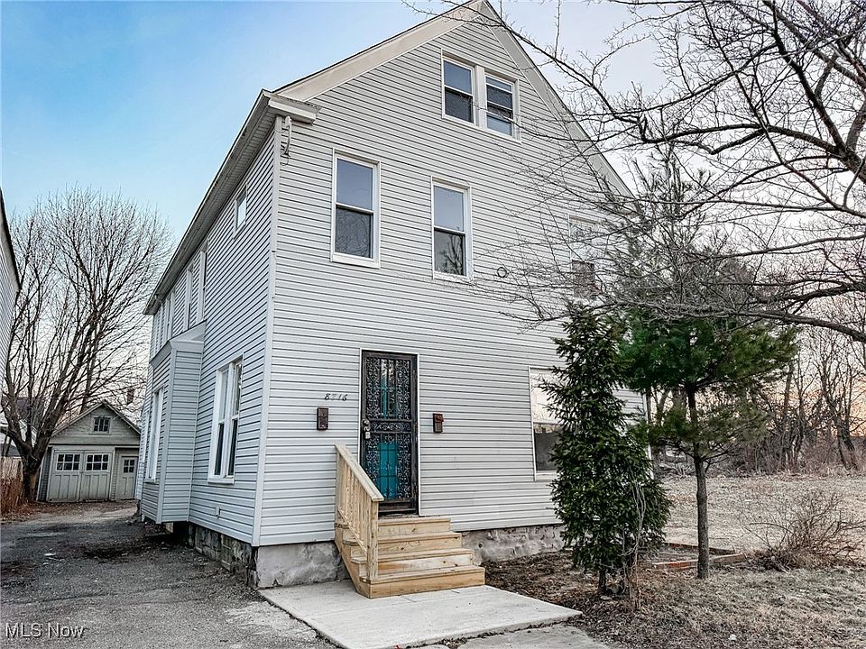 1st image of 8716 Beckman Ave
