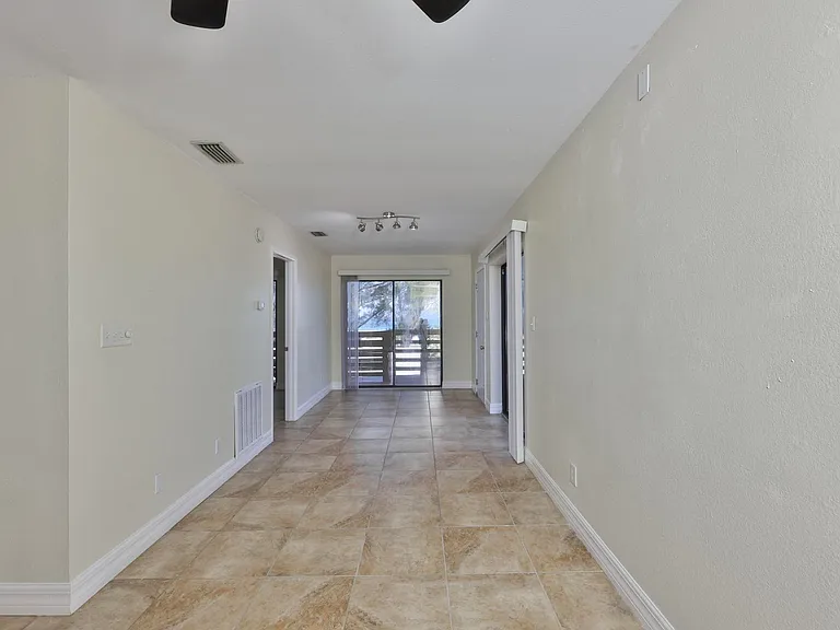 10220 Gulf Blvd #1 — Photo 16