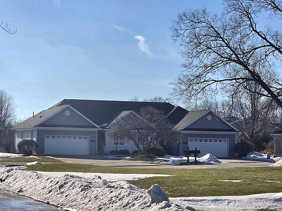 2nd image of 3245 Pinnacle Ct