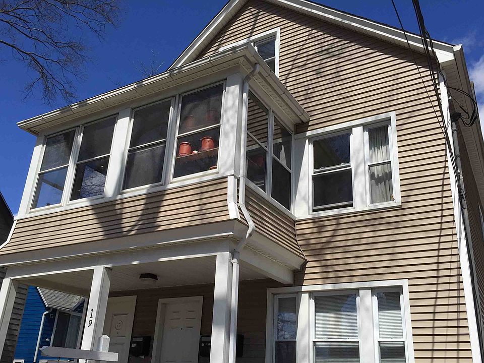 Front of 19 Canner St.