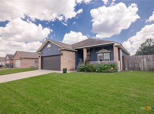 205 Sequoia Dr, Victoria, TX 77904