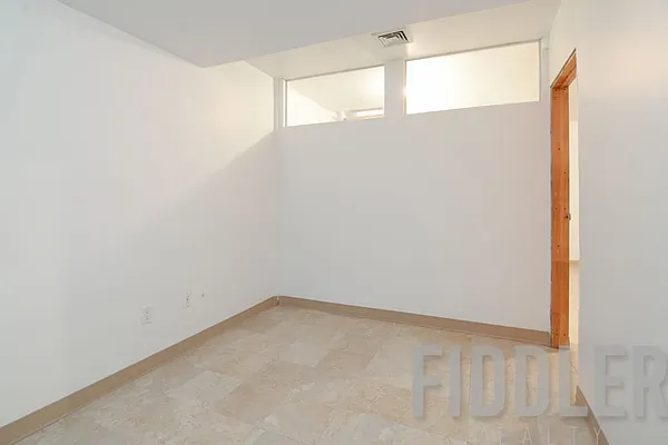 Rented by Fiddler Realty | media 37