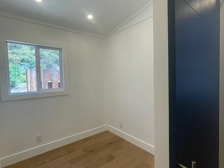 Spacious 49 sq ft office/study.