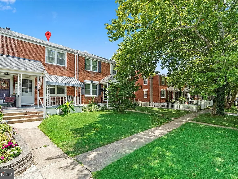 258 Birch Ave — Photo 17