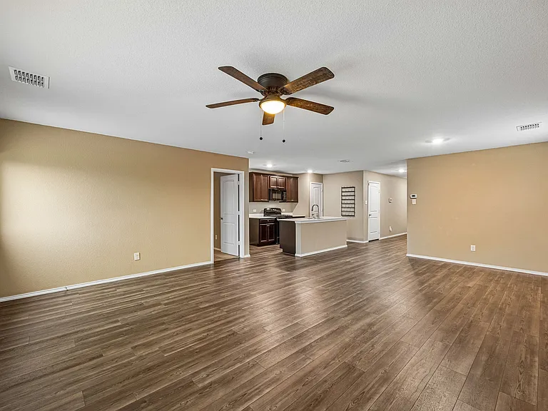 1605 Fields View Dr — Photo 13