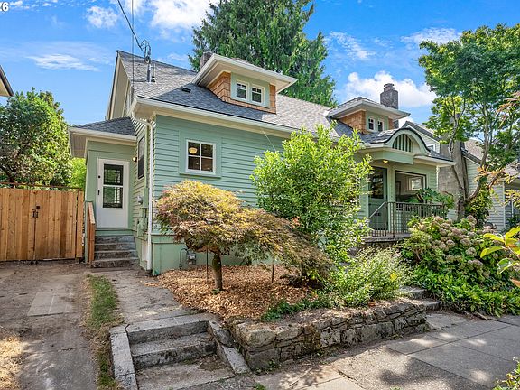 2nd image of 2714 NE Everett St