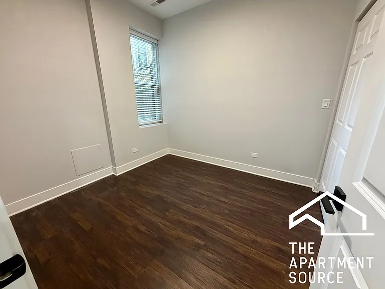 2171 W Wilson Ave #G — Photo 7