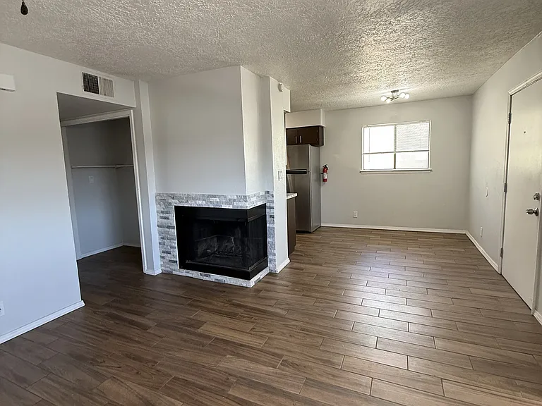 309 Whispering Sands Ct SE #3 — Photo 3
