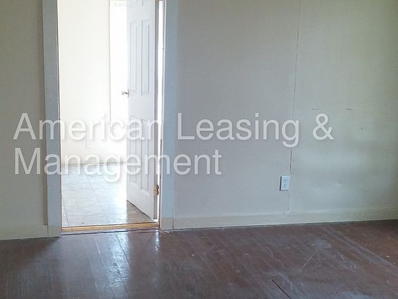 5th image of 1600 9th Ave