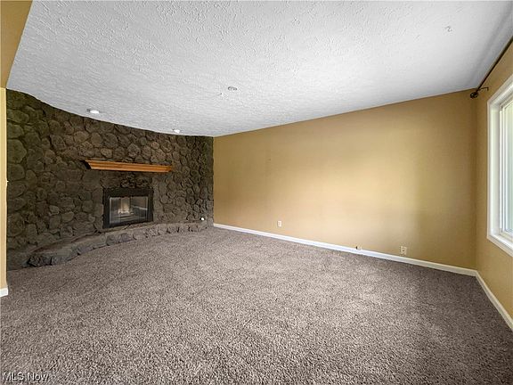 2nd image of 1705 Eastwood Dr