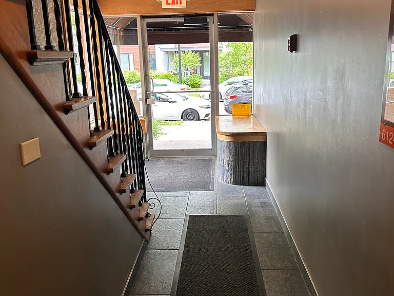 2315 Colfax Ave S #33 — Photo 3