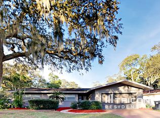7102 Woodfield Dr, Tampa, FL 33617