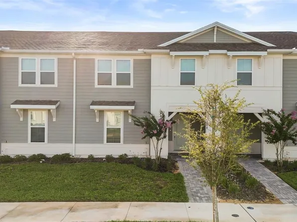 1284 Blue Island Dr, Clermont, FL 34714