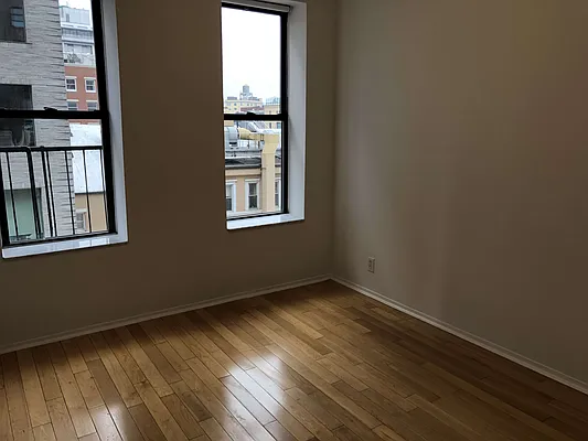 Rented by GreenVill Real Estate LLC | media 20