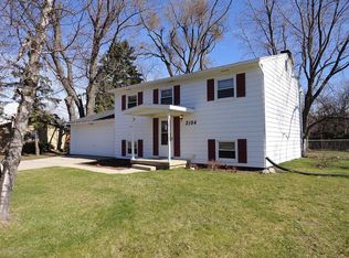 2104 Webster Rd, Lansing, MI 48917