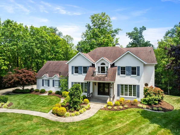 9023 Symmes Ridge Ln, Loveland, OH 45140