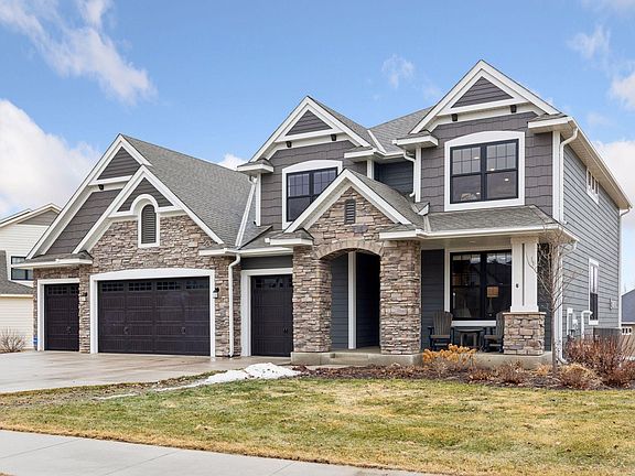 3rd image of 1456 Palmer Dr N