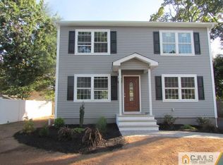 909 Yale Pl, South Plainfield, NJ 07080