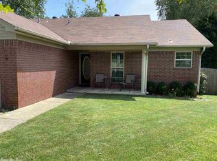 3821 Winterlake Dr, Benton, AR 72015