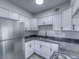 Brookside Garden, Tulsa, OK 74105