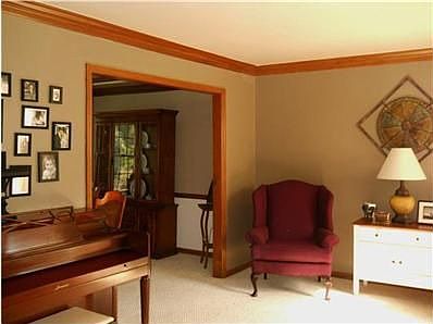 3rd image of 5841 Connolly Ct