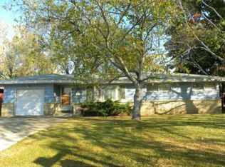 3300 Ohenry Rd, Brooklyn Center, MN 55429