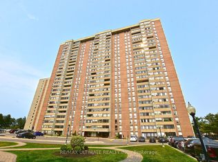 18 Knightsbridge Rd #604, Brampton, ON L6T3X5