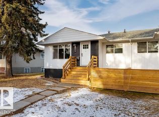 8522/8524 84th Ave NW, Edmonton, AB T6C 1C5